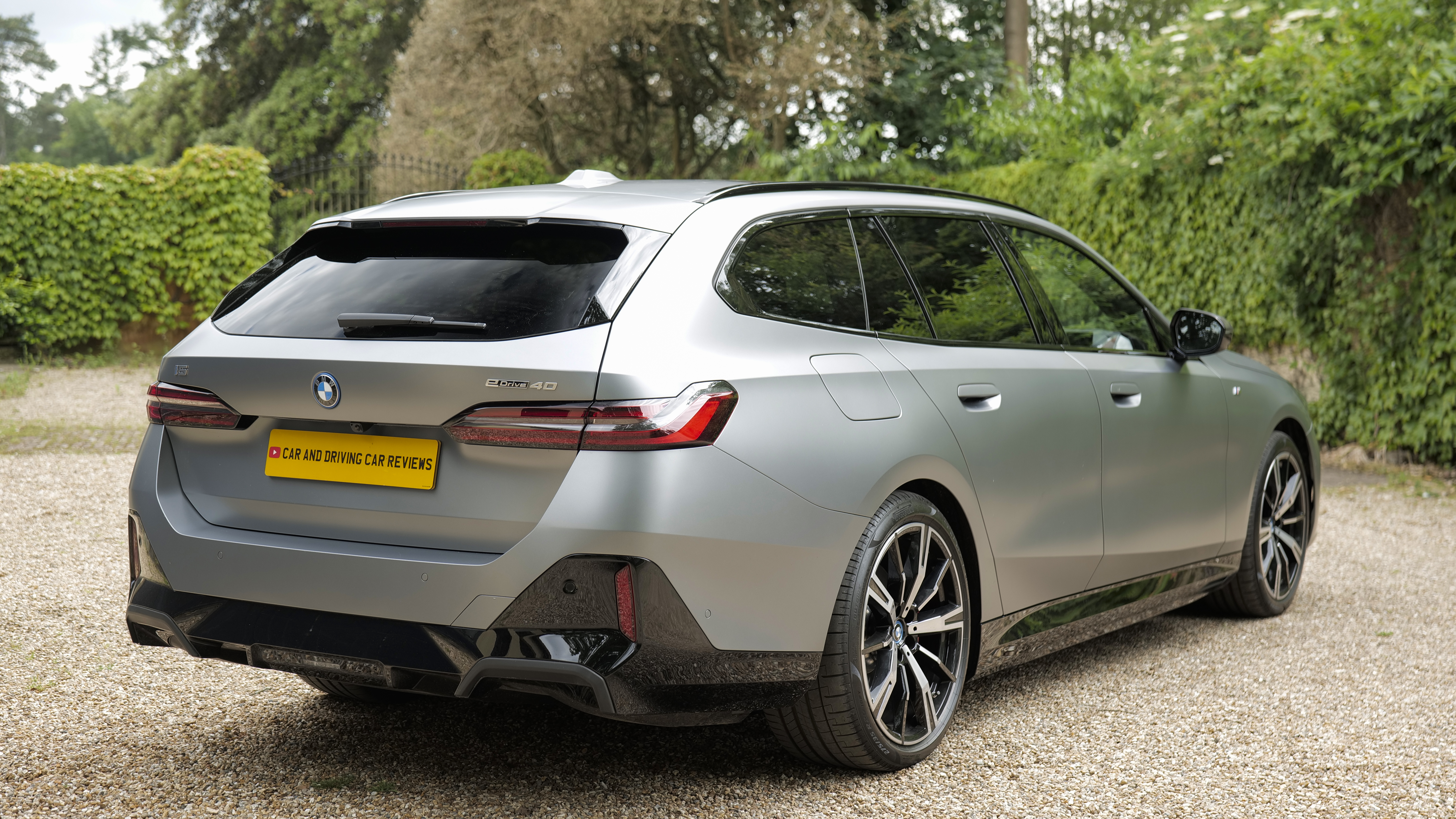BMW 5 SERIES TOURING 530e M Sport 5dr Auto [Tech Plus]